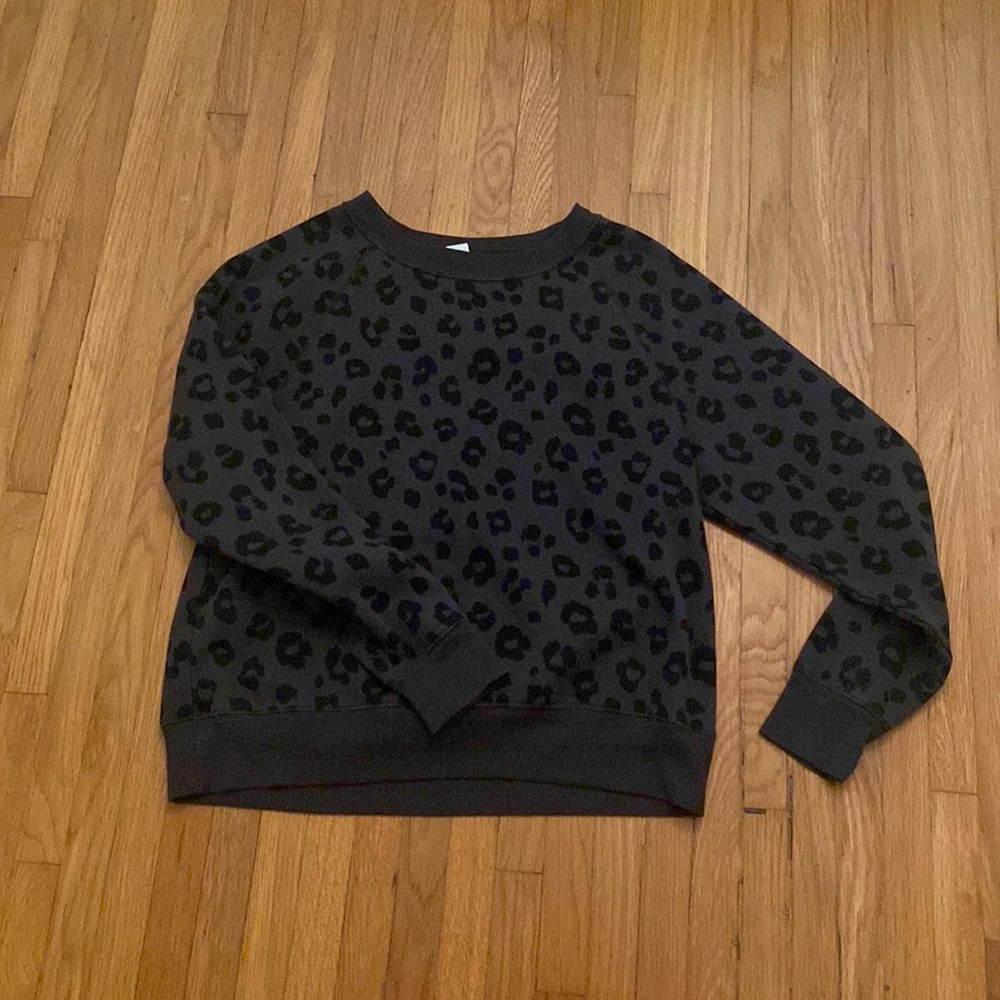 Old navy crew neck